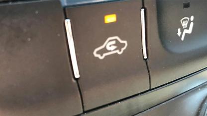 The Hidden Power of Your Car’s Air Recirculation Button: When to Use It for Maximum Comfort and Safety