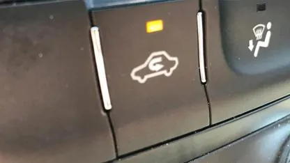 The Hidden Power of Your Car’s Air Recirculation Button: When to Use It for Maximum Comfort and Safety
